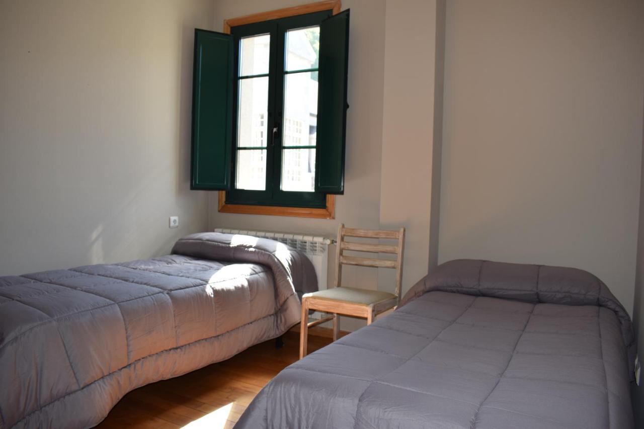 Tras Do Convento Hostel Самос Екстериор снимка